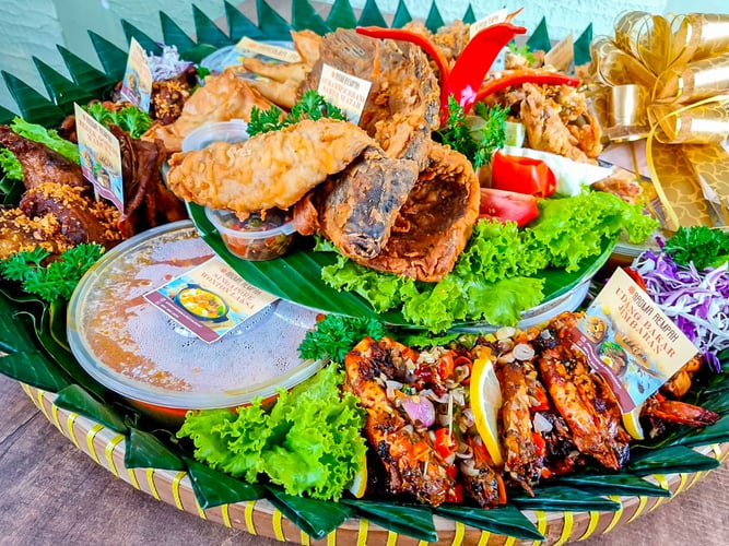 Paket Makanan Tengah Indonesia